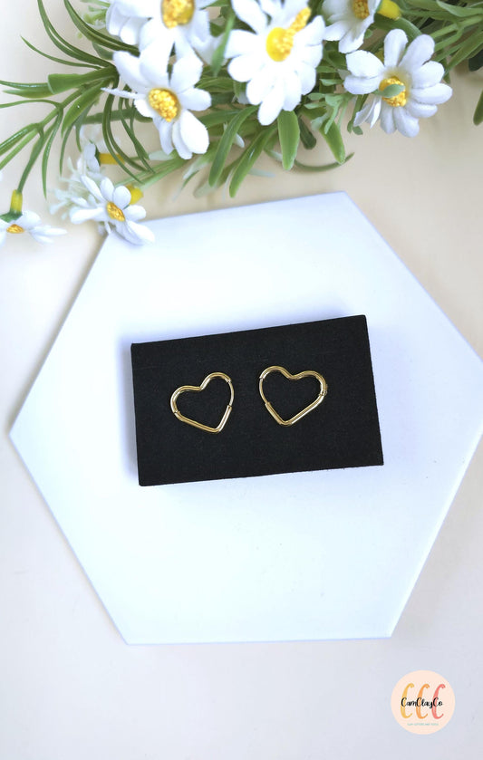 Boucles d'oreilles créoles cœurs en acier inoxydable pour la fabrication de bijoux, doré et argenté - 2 pièces