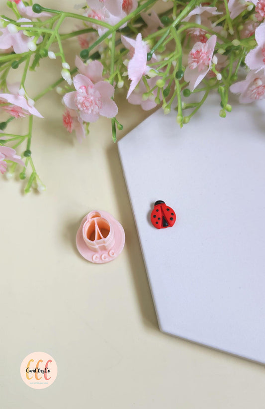 Emporte-pièce 3D en forme de petite coccinelle pour la fabrication de bijoux en argile polymère