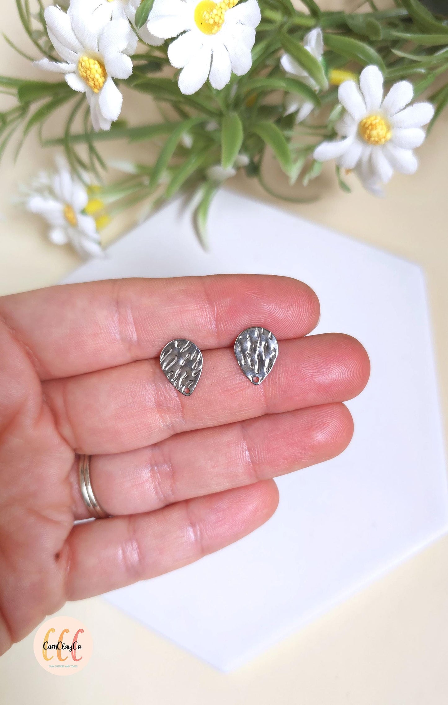 Boucles d'oreilles gouttes texturées en acier inoxydable pour la fabrication de bijoux, doré et argenté - 2 pièces
