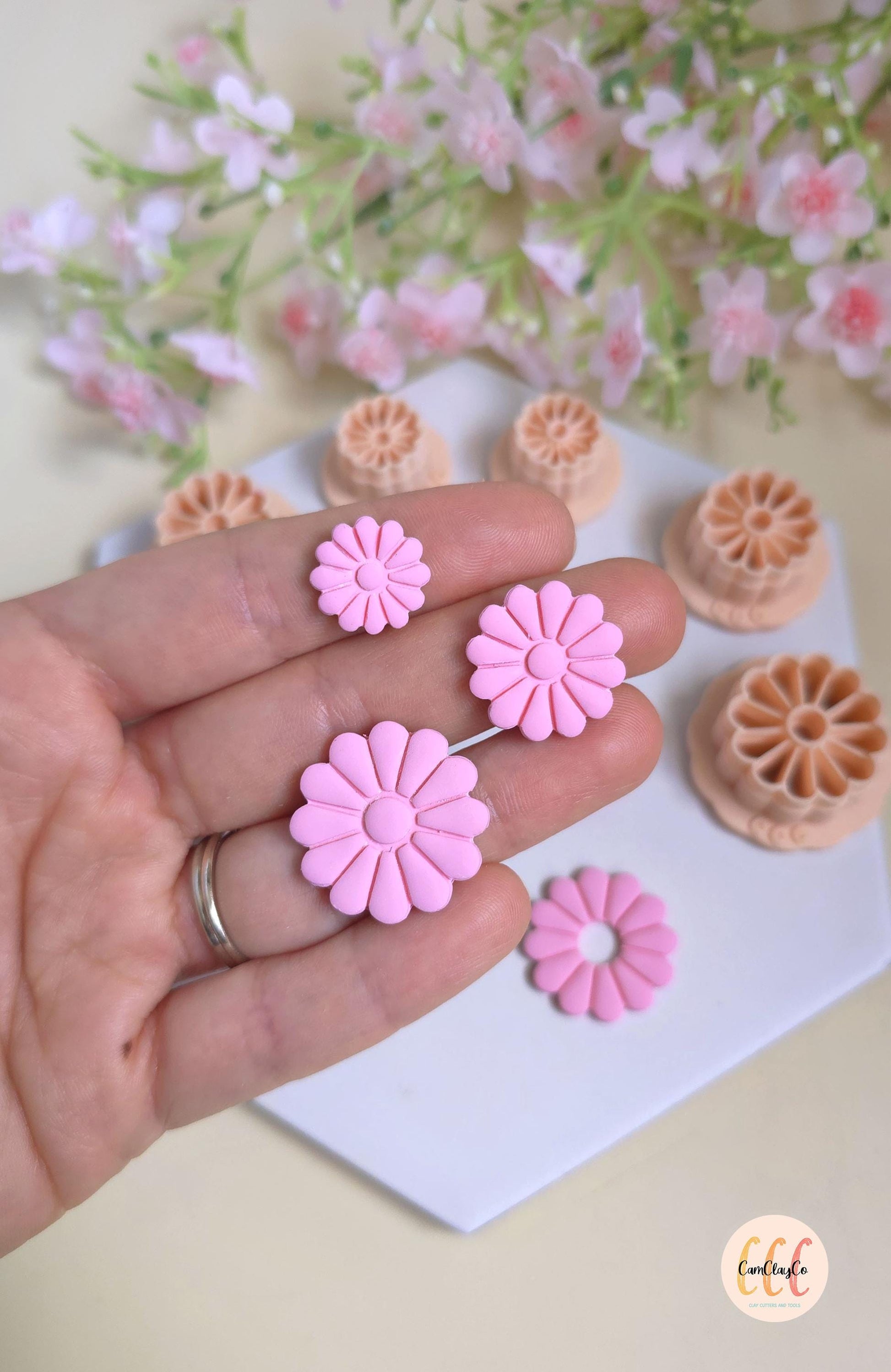 Emporte-pièces 3D pâquerettes 12 pétales pour la fabrication de bijoux en argile polymère, créoles interchangeables