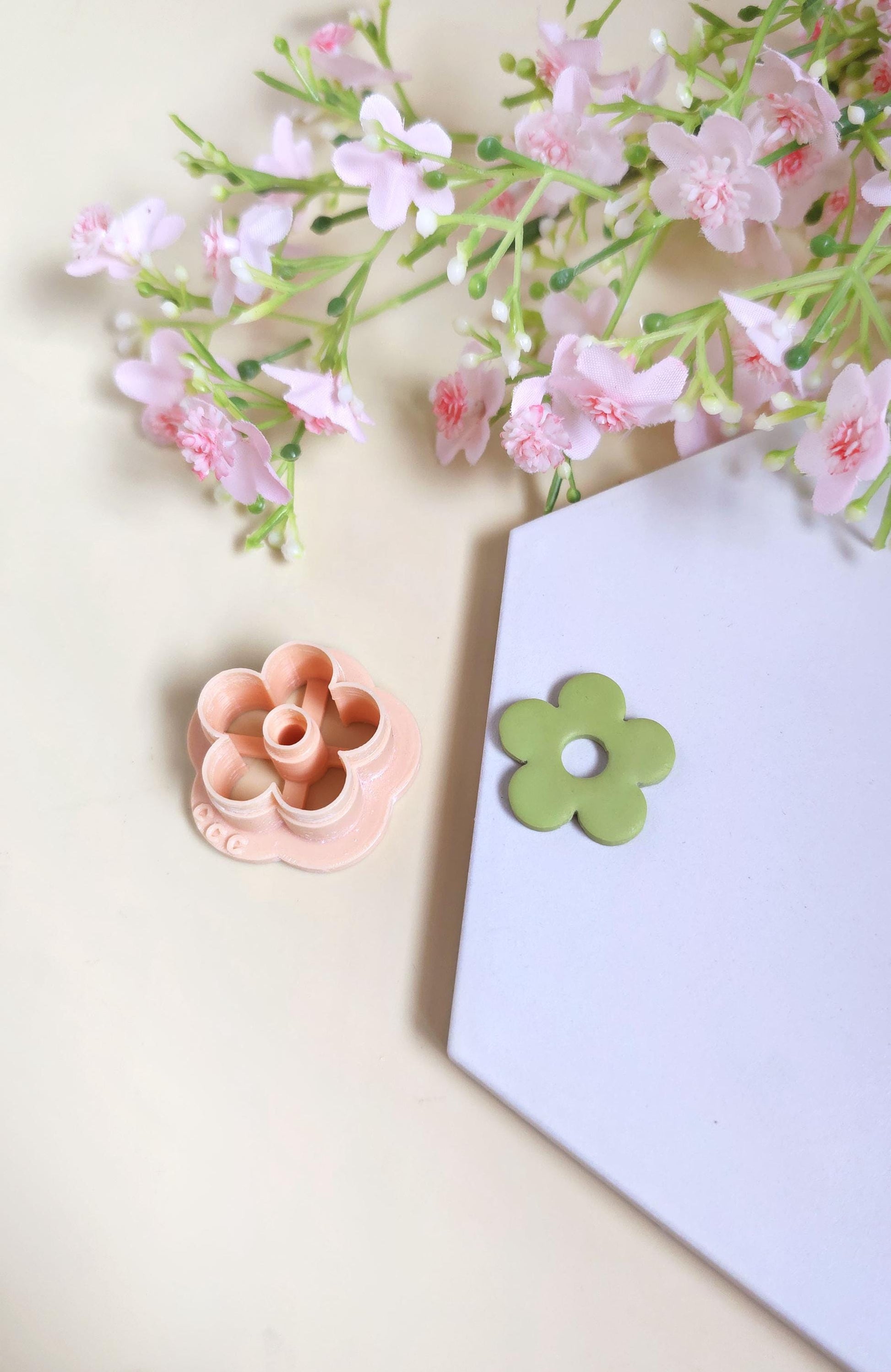 Emporte-pièces en forme de fleurs donuts 5 pétales 25mm pour la fabrication de bijoux en argile polymère, pampilles créoles interchangeables