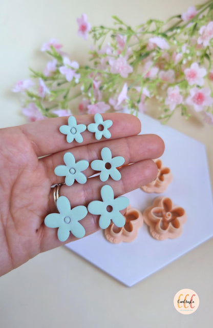 Emporte-pièces 3D fleurs organiques 5 pétales ronds pour la fabrication de bijoux en argile polymère, créoles interchangeables, pampilles