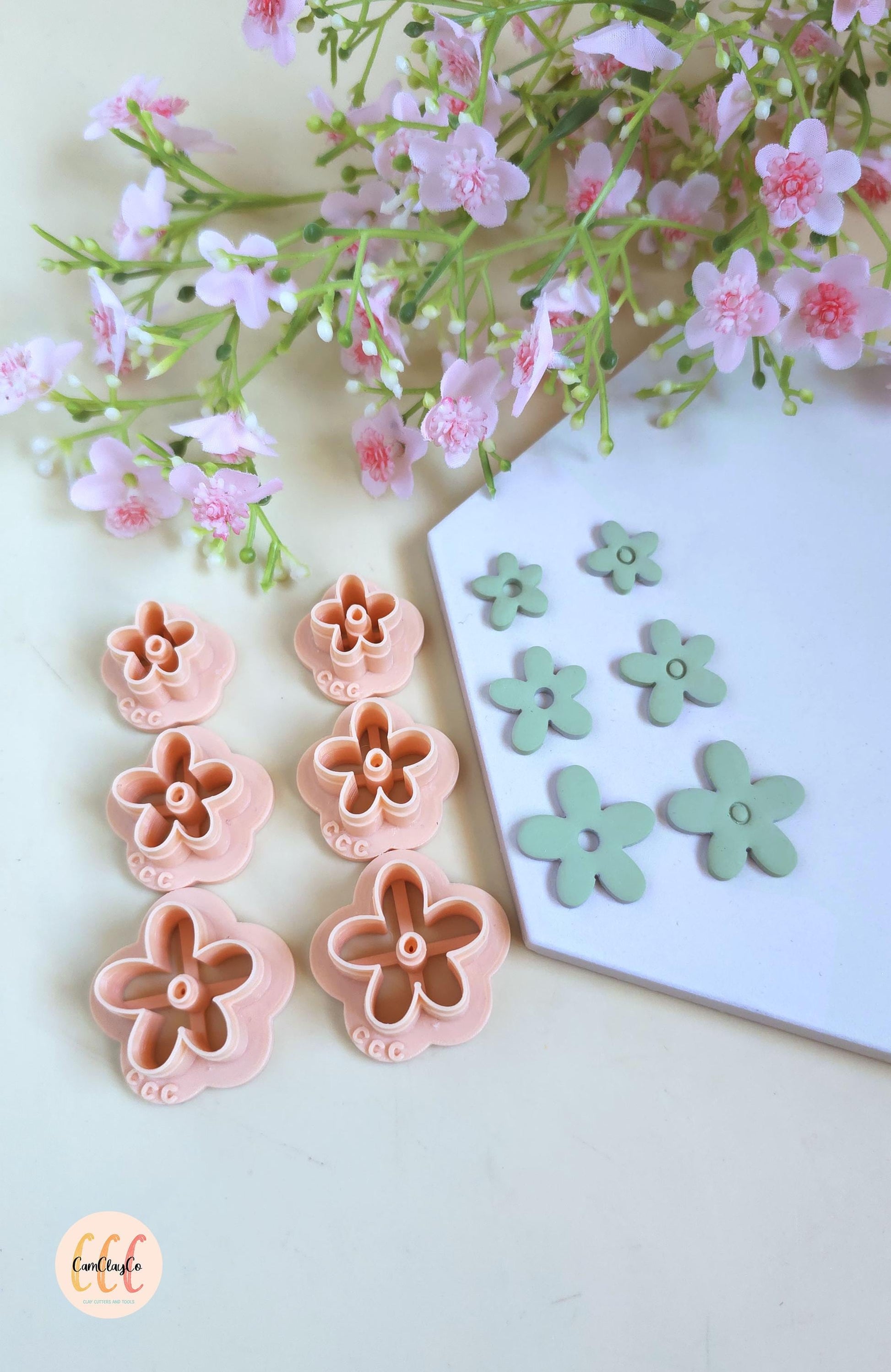 Emporte-pièces 3D fleurs organiques 5 pétales ronds pour la fabrication de bijoux en argile polymère, créoles interchangeables, pampilles