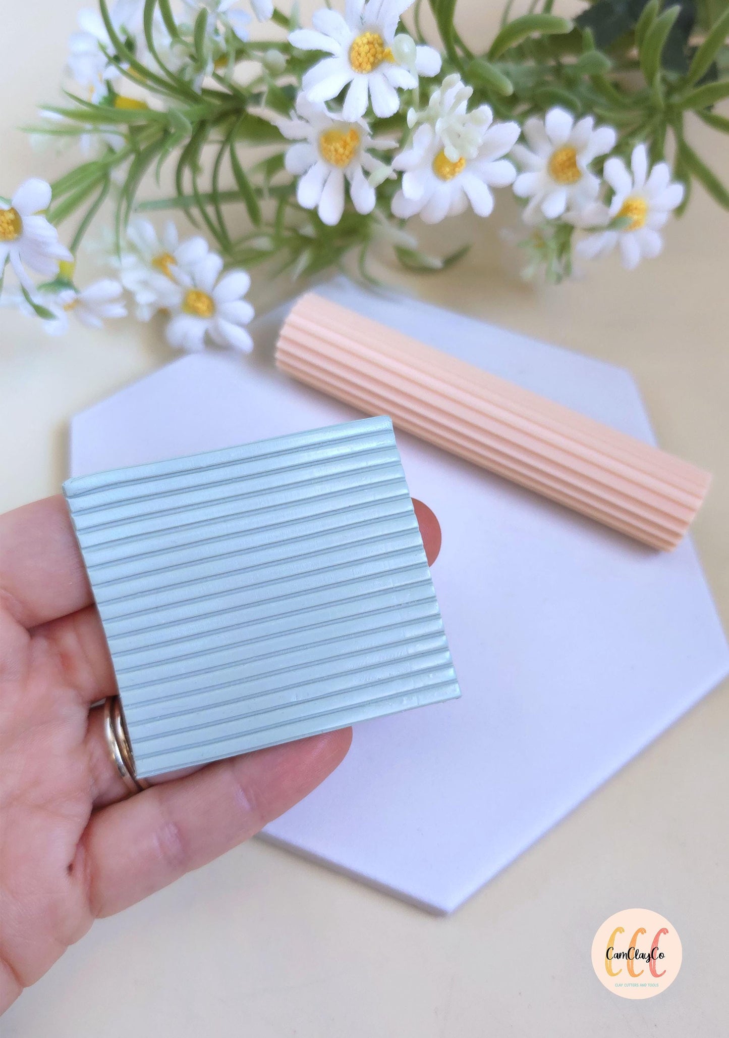 Rouleau texture 3D lignes larges pour la fabrication de bijoux en argile polymère