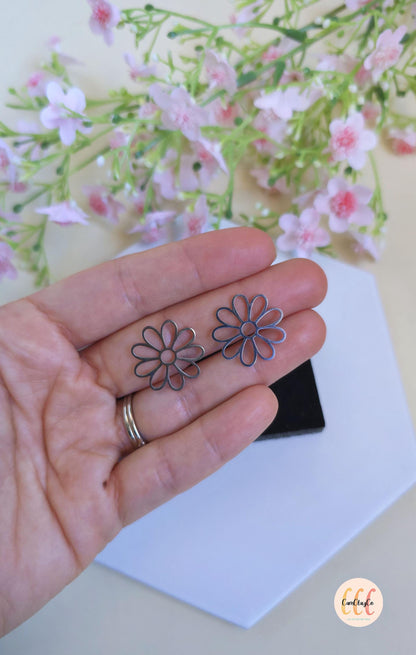 Breloques cadres fleurs 20 mm en acier inoxydable pour la fabrication de bijoux, doré et argenté - 2 pièces
