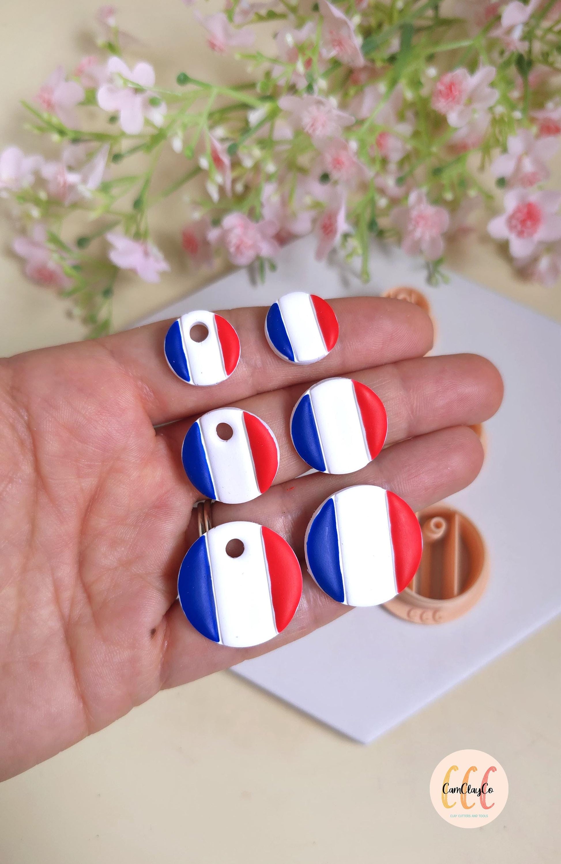 Emporte-pièces 3D en forme de drapeaux ronds pour la fabrication de bijoux en argile polymère, pampilles, créoles interchangeables