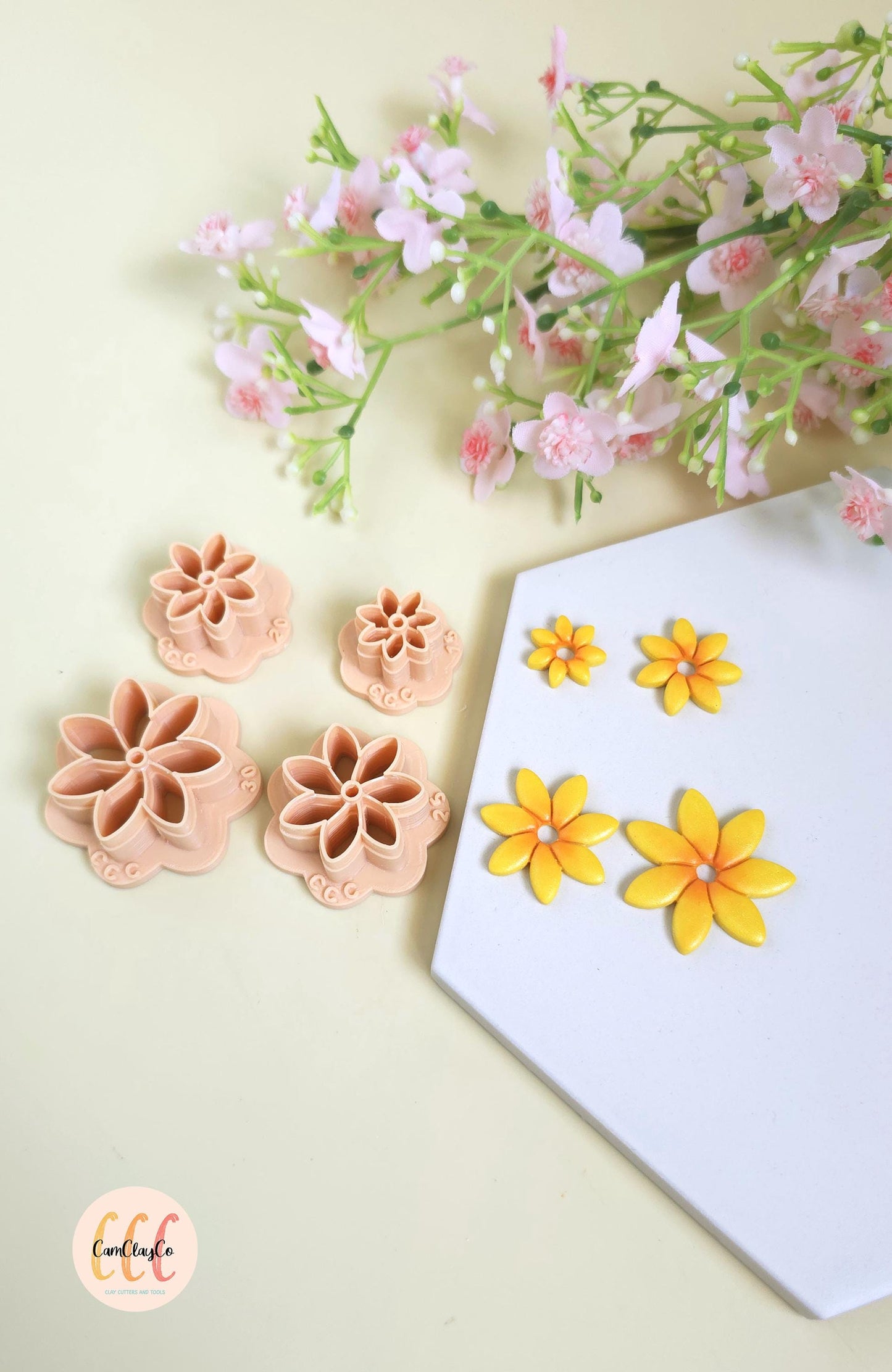 Emporte-pièces 3D en forme de fleurs 7 pétales pointus pour la fabrication de bijoux en argile polymère, pampilles, créoles interchangeables